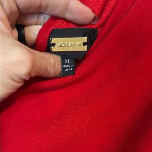 Alexia Admor Elegant Red Jumpsuit - Picture 2 of 3